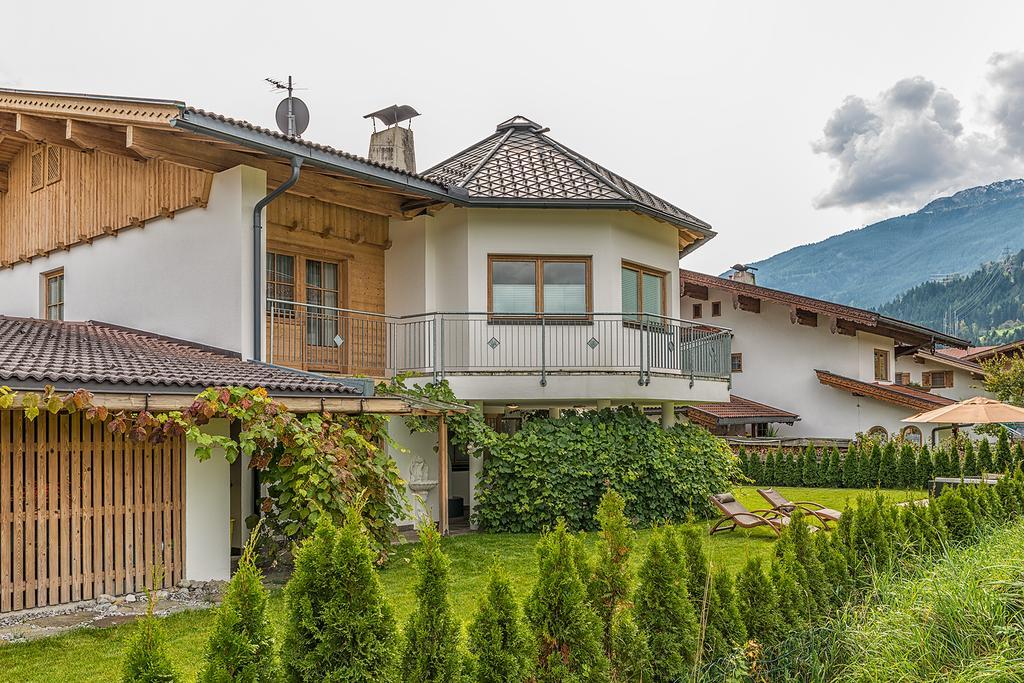Sportchalet Zillertal Uderns Bagian luar foto